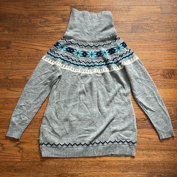 Venus Gray, White and Blue Snowflake Cowl Neck Sweater - Picture 6 of 6